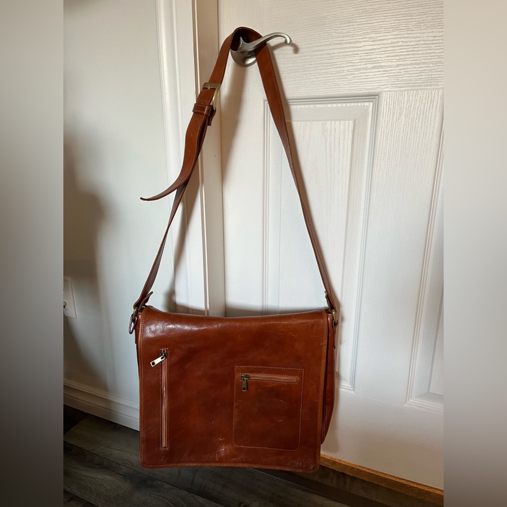 Brown leather computer/ messenger bag